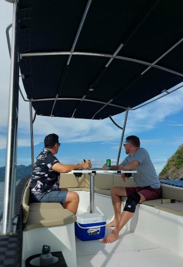 Amor Laut Mabini  Buitenkant foto